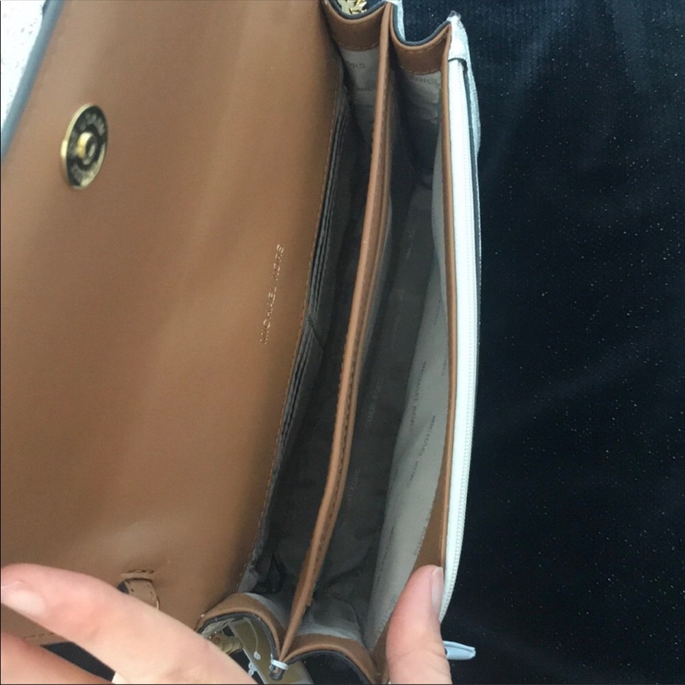 Michael Kors Crossbody - Picture 3 of 4